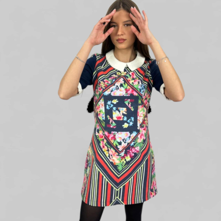 Rochii poliester & rochii satin - Rochie pe Fond Albastru cu Model Colorat pe Partea din Fata