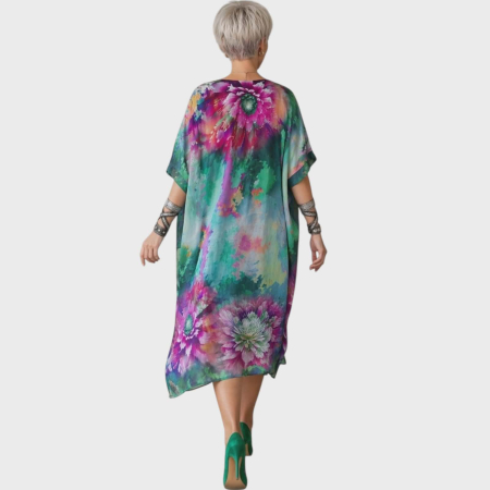 Rochie tip poncho pe fond verde cu imprimeu floral [1]