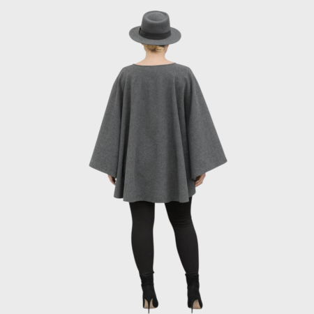 Pelerina Gri Tip Poncho Modern si Versatil din Material Moale si Placut [1]