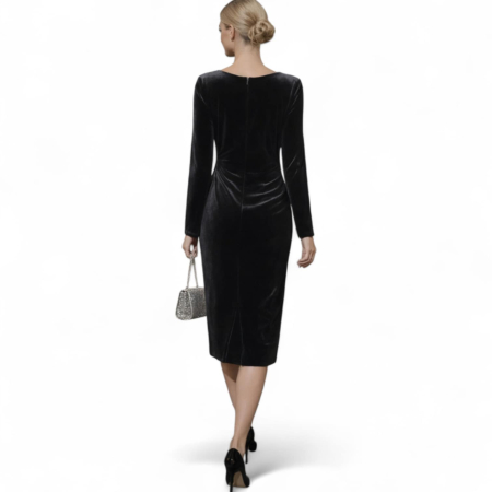 Rochie neagra din catifea stransa intr-o parte cu maneci lungi [2]