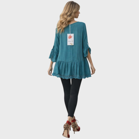 Bluza din matase si vascoza albastru turcoaza cu dantela la tiv [2]