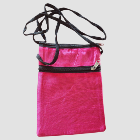 Gentuta din material textil si paun brodat [2]