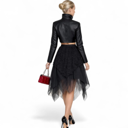 Fusta asimetrica neagra cu aspect zdrenturos si tulle [1]