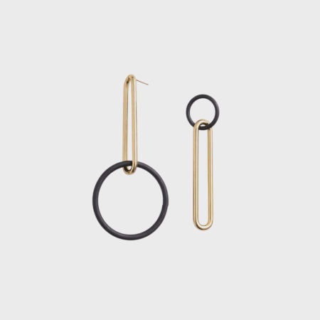 Cercei - Cercei din metal auriu asimetrici cu cerc negru si design geometric