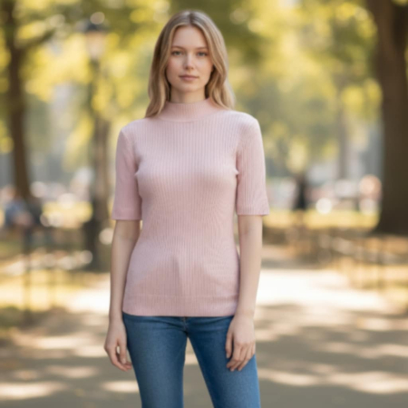 Bluze tricot - Bluza tricot roz pal cu maneca scurta si guler usor pe gat