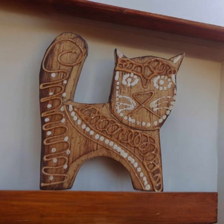 Statuete pisici - statueta pisica magnet din lemn sculptata si pictata manual