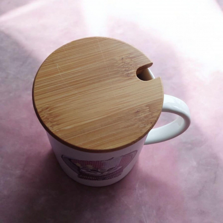 Set compus din cana ceramica cu desen pisica si capac din lemn [1]