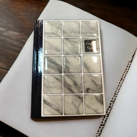 Agenda - Agenda cu Patrate si Mesaj Enjoi Your Life