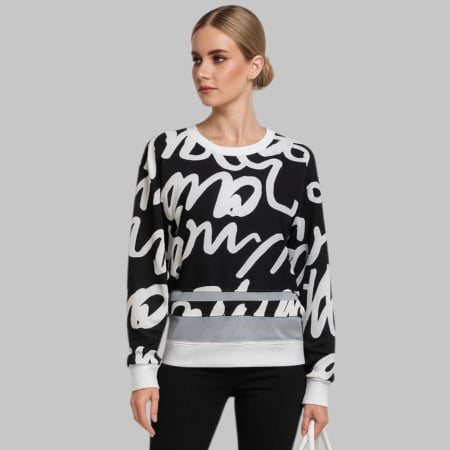 Promotii sezon rece - Bluza moderna pe fond negru cu imprimeu abstract alb