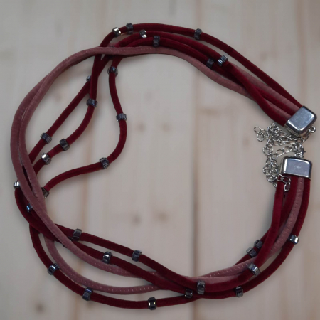 Accesorii - curea din catifea cu pietre