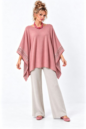 Poncho sezon rece - Poncho Tip Pelerina Tricotat Roz Prafuit Pentru Sezon Rece