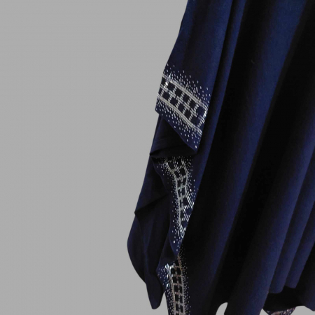 poncho-tricot-cu-strasuri-argintii-si-negre [1]