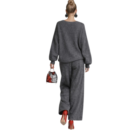 Pulover gri din tricot cu aplicatii decorative din dantela si tulle [3]