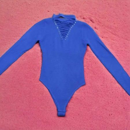 pulover tip body cu siret la decolteu [1]