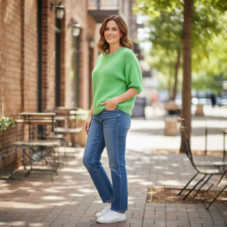 pulover-verde-praz-cu-strasur-argintii-la-decolteu-si-maneca-scurta [1]