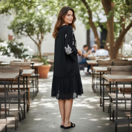 Rochie pe Fond Negru din Vascoza cu Volan si Dantela [2]