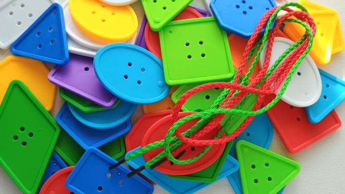 Joc construit - Nasturi plastic 42 buc. [2]