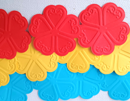 30 de flori tricolor cu model în relief [1]