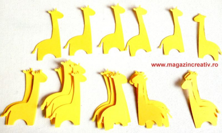 DECUPAJE MICI 1-6 CM - 30 girafe carton  5 cm