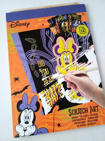 PLANȘE RĂZUIRE - Caiet 14 file scratch art Minnie