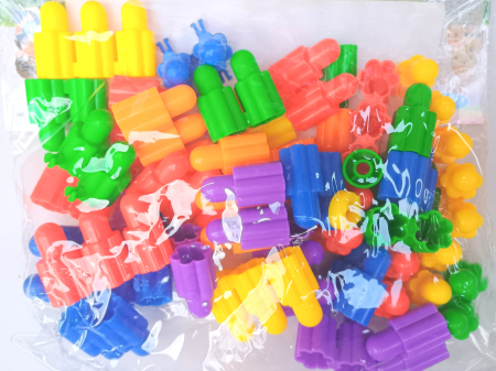 JOCURI CONSTRUCTIE - Joc constructii plastic EMOTII 80 buc.