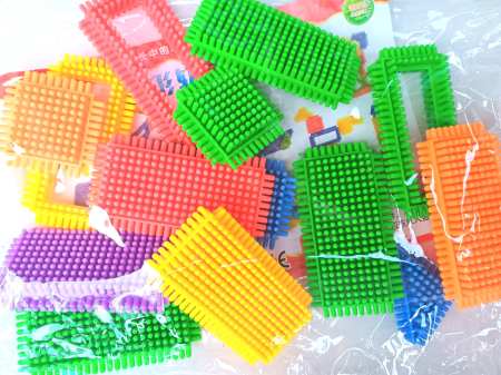 JOCURI CONSTRUCTIE - Joc constructii plastic EMOTII 80 buc.