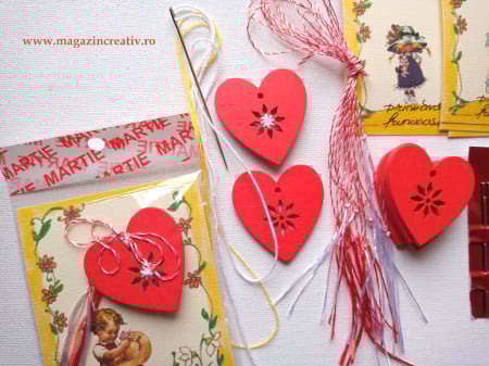MARTISOARE CARTON, ETAMINA, LEMN - Set confectionare 10 martisoare lemn