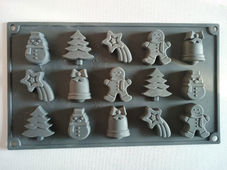 Figurine ipsos pentru Craciun - Set pictura magnetic - In spatiu