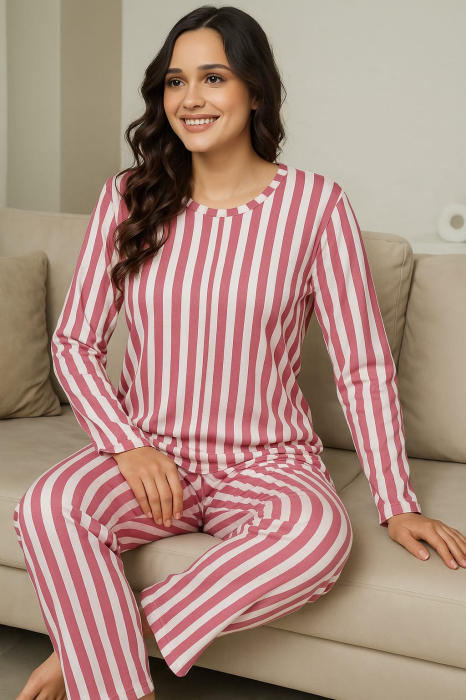 Pijama dama, Milan, Roz cu Dungi [1]