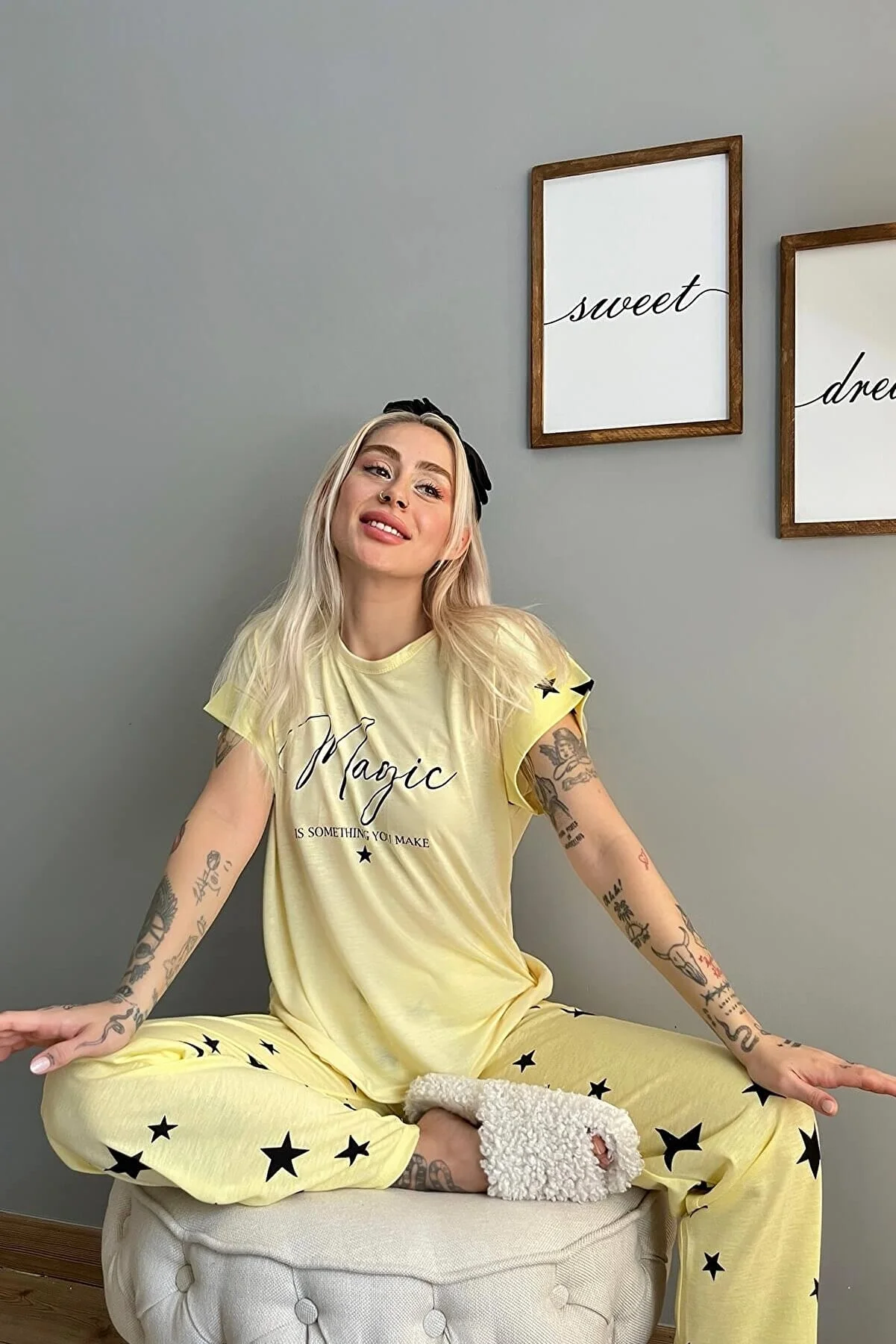 Pijama dama tricou și pantalon lung din bumbac, galben cu steluțe [3]