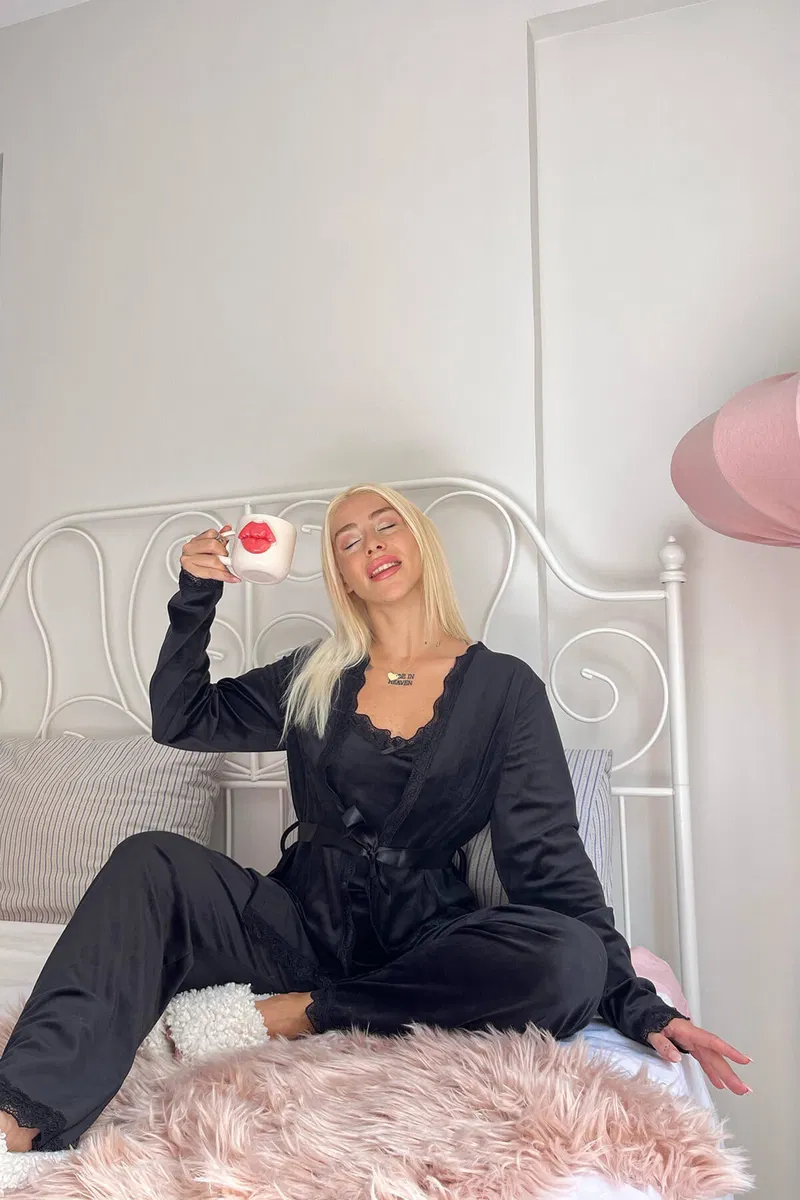 Set damă catifea neagră – maieu, pantaloni și halat elegant pentru casă [4]