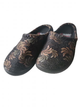 Femei - Papuci de casa dama, negru cu model