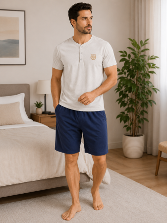 Pijamale - Pijama Bărbați Gri Deschis & Bleumarin – 100% Bumbac, Tricou cu Nasturi și Pantalon Scurt
