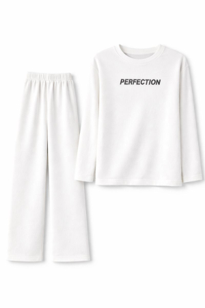 Pijamale Catifea si Cocolino - Pijama damă din catifea albă velur „PERFECTION”, mânecă lungă, set 2 piese