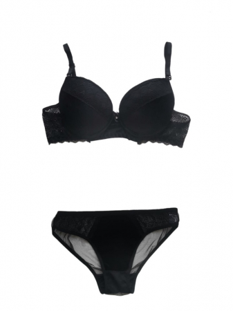 Seturi - Set sutien si chilot din catifea , negru, sutien dublu push-up cu dantela, chilot normal cu plasa si dantela