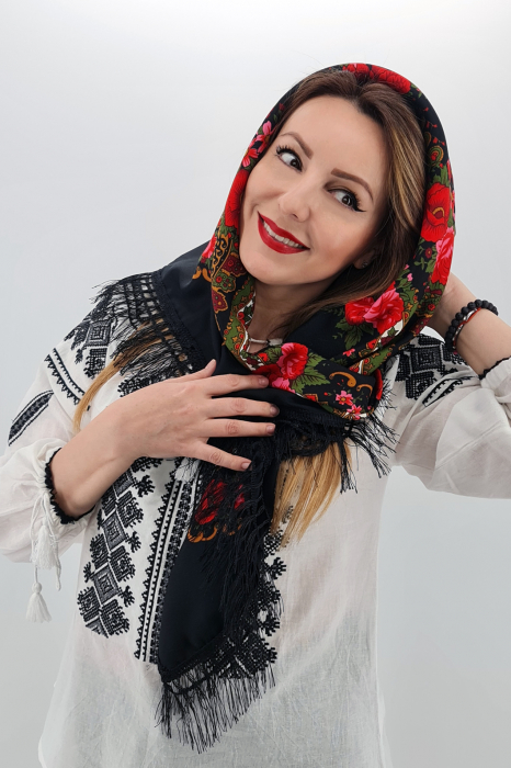 Batic Traditional cu Imprimeu Floral [4]