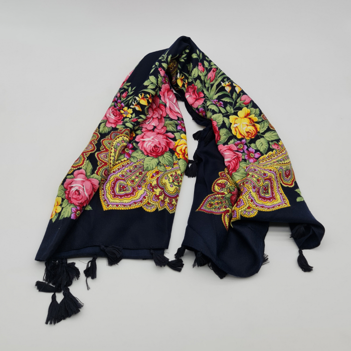 Batic Traditional cu Imprimeu Floral [2]