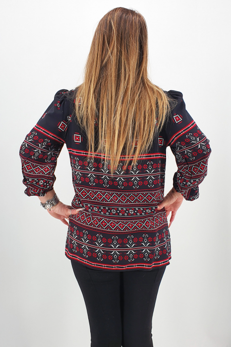 Bluza stilizata cu motive traditionale 4 [2]