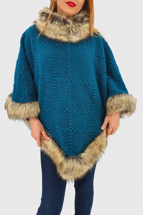 Poncho din lana cu blana [2]