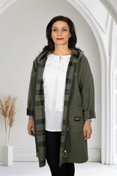 Cardigan Mia cu gluga 30 [4]