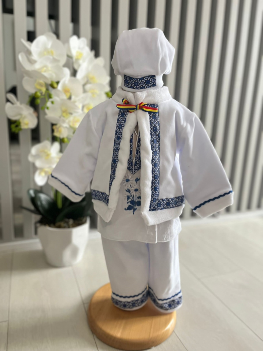 Compleu traditional baietel Bogdan 5 [4]