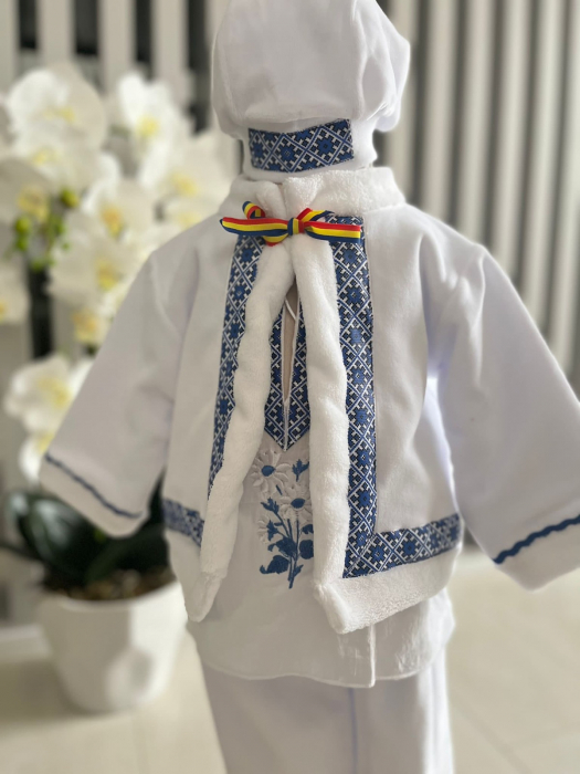 Compleu traditional baietel Bogdan 5 [3]