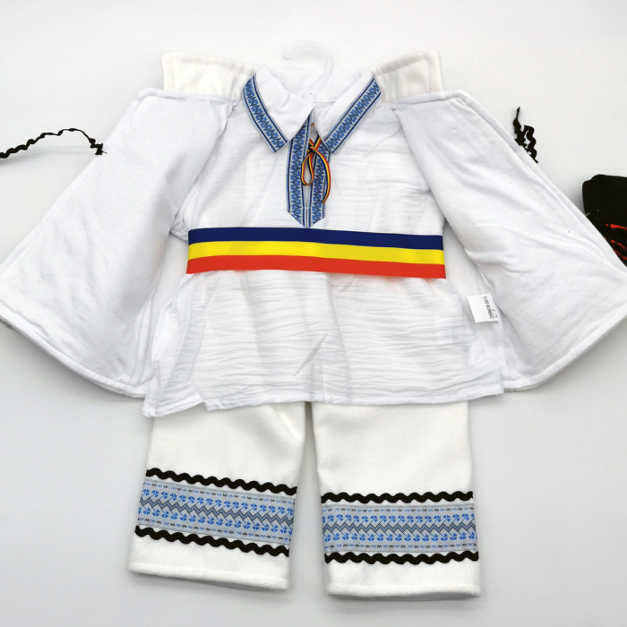 Compleu traditional baietel Daniel 2 [2]