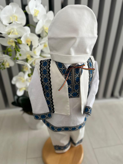 Compleu traditional baietel Darius 6 [2]