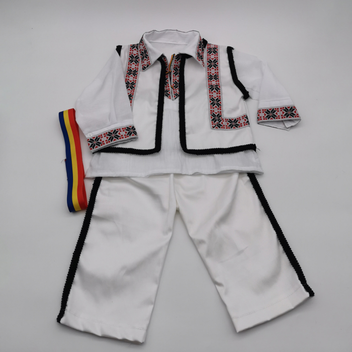 Compleu traditional baietel Darius [2]