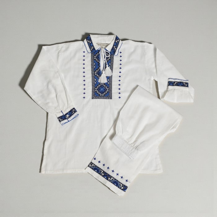 Compleu traditional baieti Octavian [3]