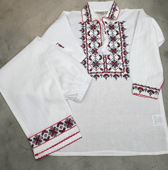 Compleu traditional baieti Roni 2 [5]