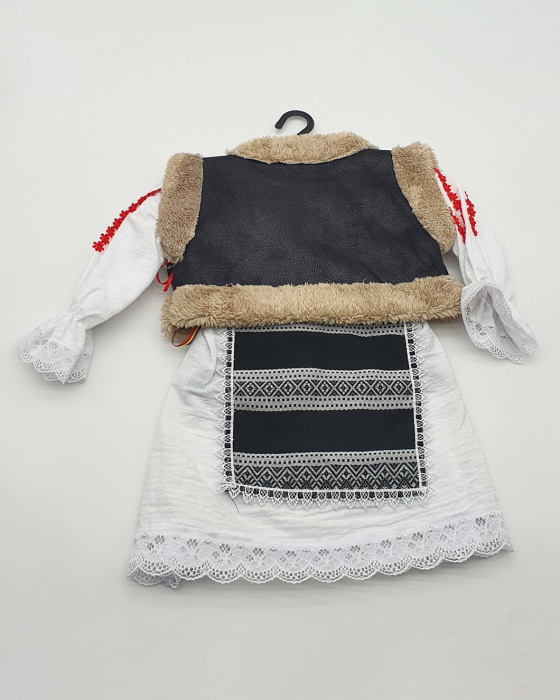 Compleu traditional Ecatrina 3 [3]