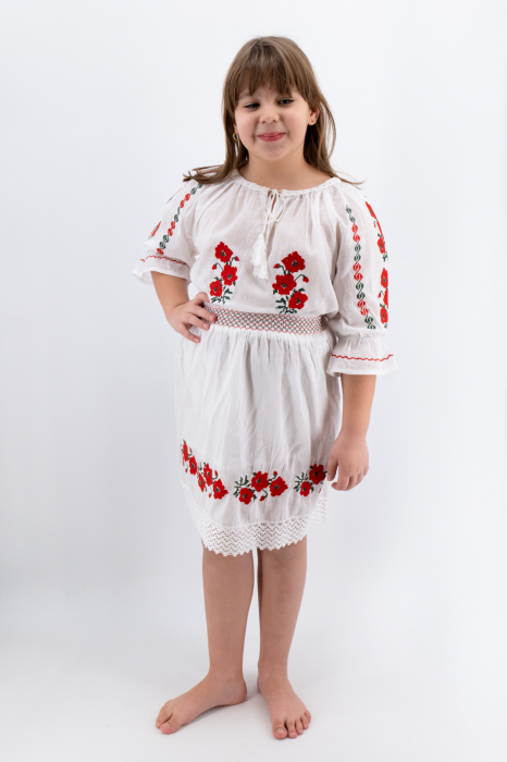 Compleu traditional fetite Anina 4 [3]