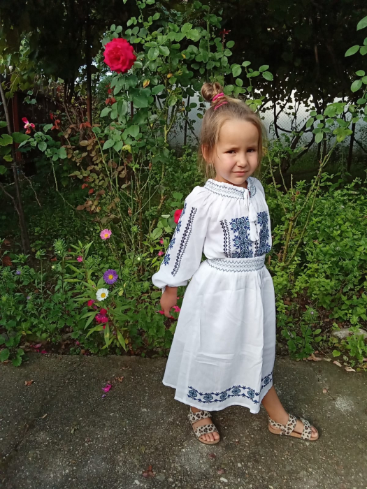 Compleu traditional fetite Evi 2 [4]